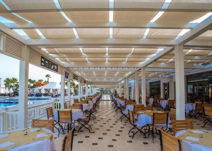 Lillyland Mirage Bay & Aqua Park